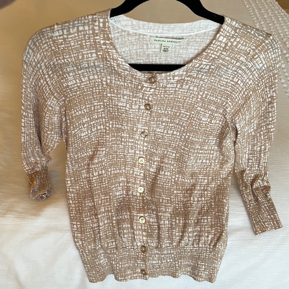 Banana Republic Cardigan Button Down 3/4 Sleeve Size Petite M NWOT - Picture 2 of 13